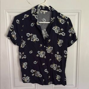 Lucky brand XS Junior’s button down shirt